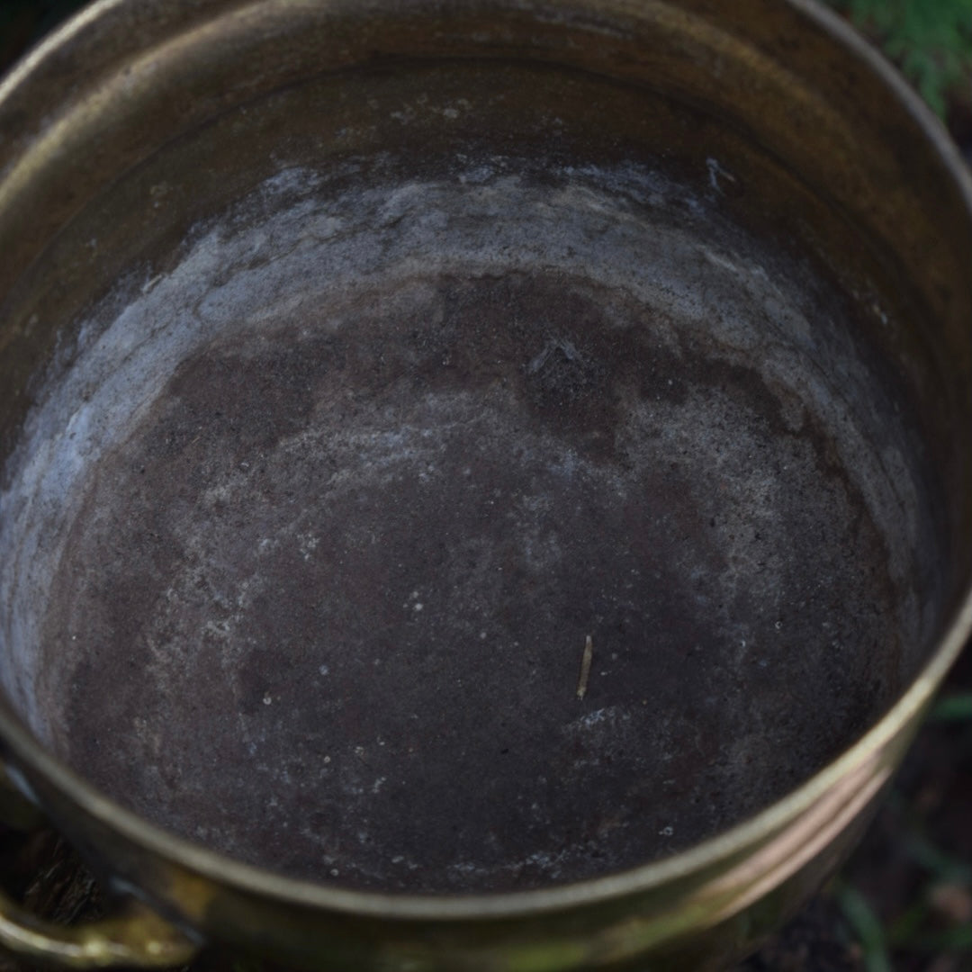 Vintage medium brass cauldron