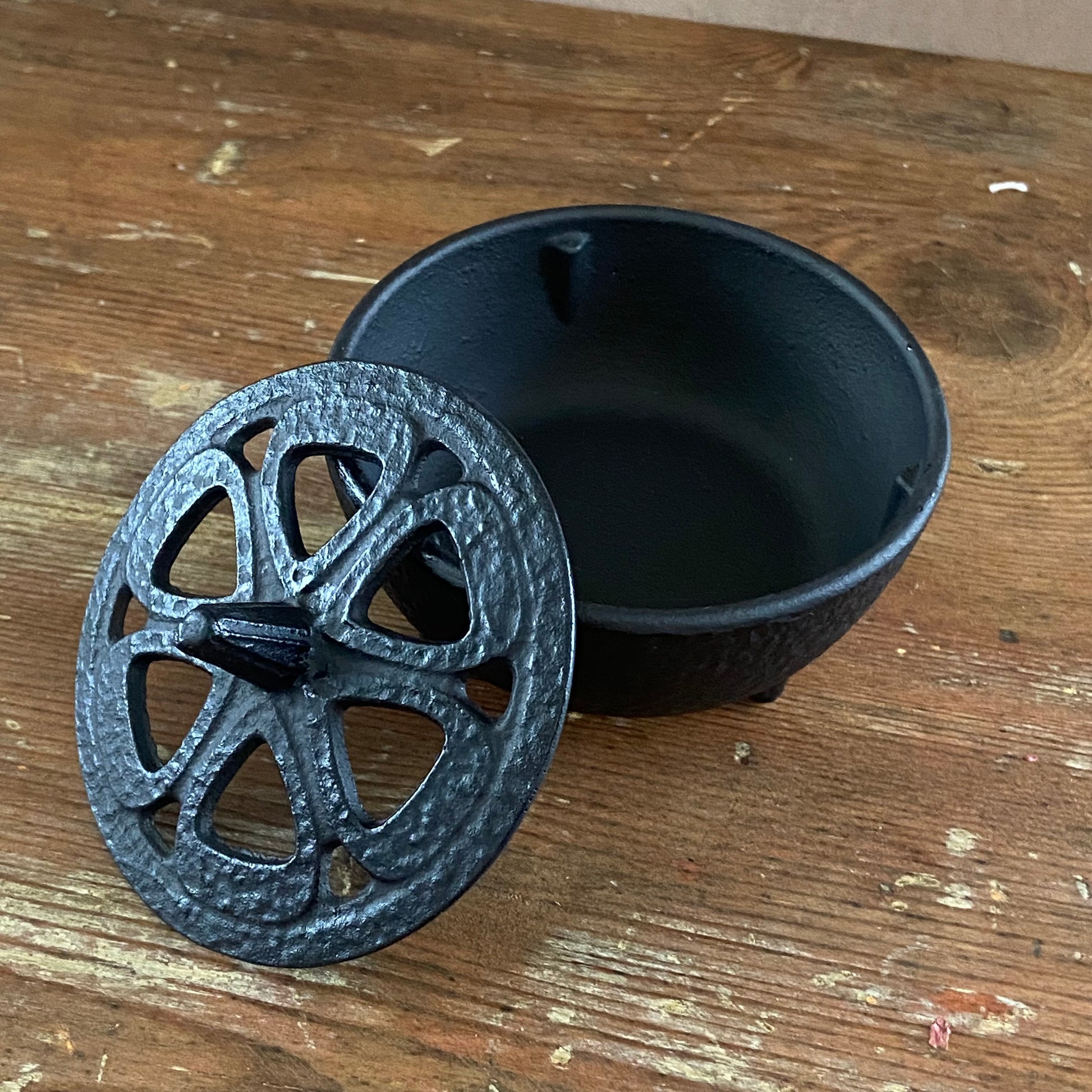 Cast iron incense bowl